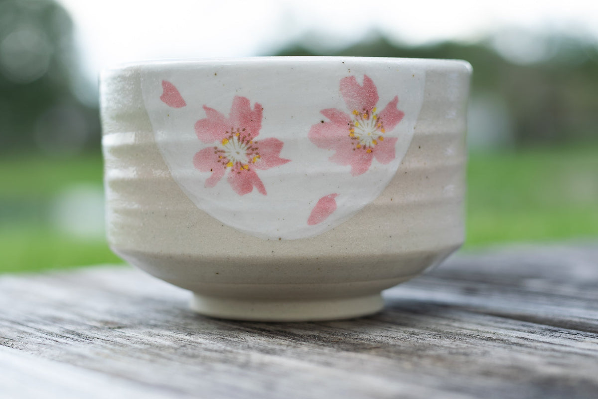 Beige Flowers Matcha Set